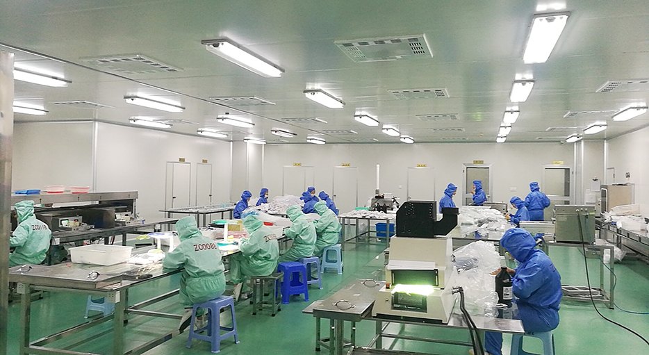 華星醫(yī)療空氣凈化——萬級(jí)潔凈車間